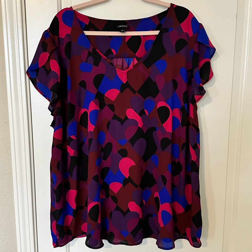 Torrid plus size hearts blouse